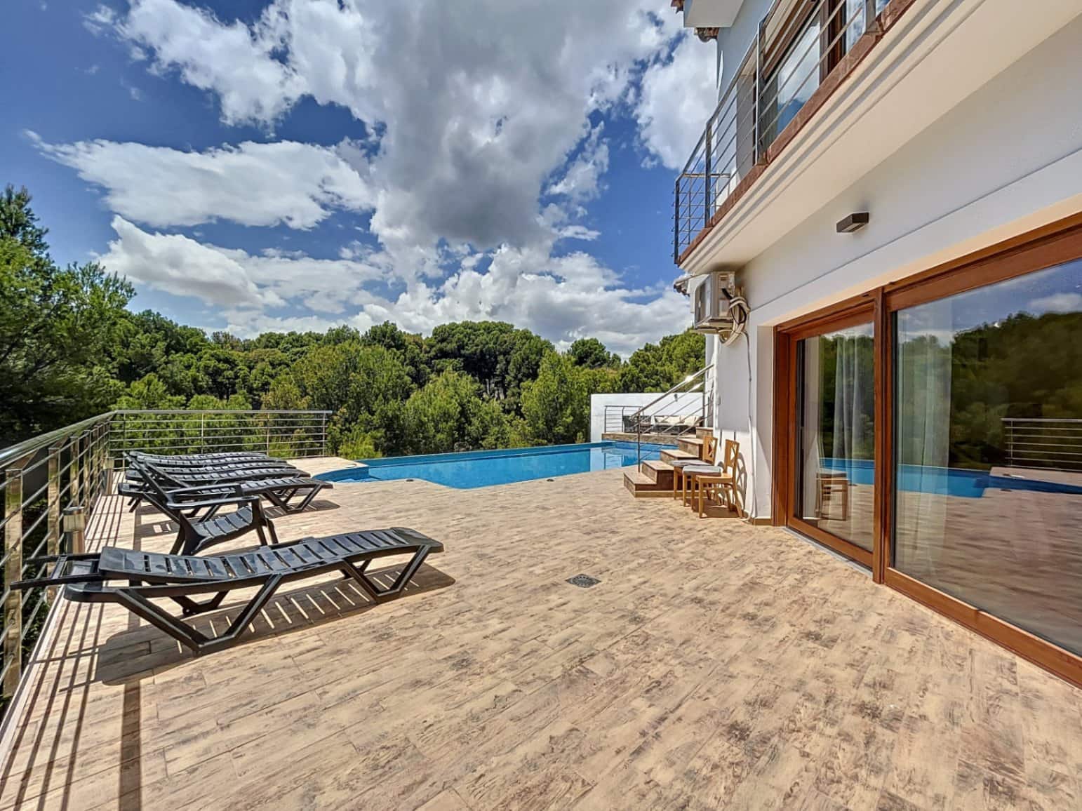 8 soverom Villa til salgs i Altea med svømmebasseng garasje - € 1 950 000 (Ref: 8317121)