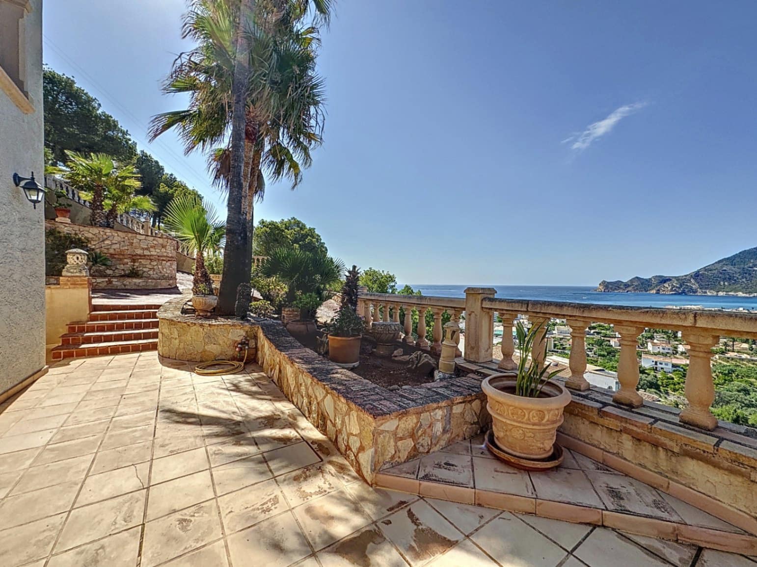 Chalet de 6 habitaciones en Altea en venta con piscina garaje - 1.700.000 € (Ref: 8404274)