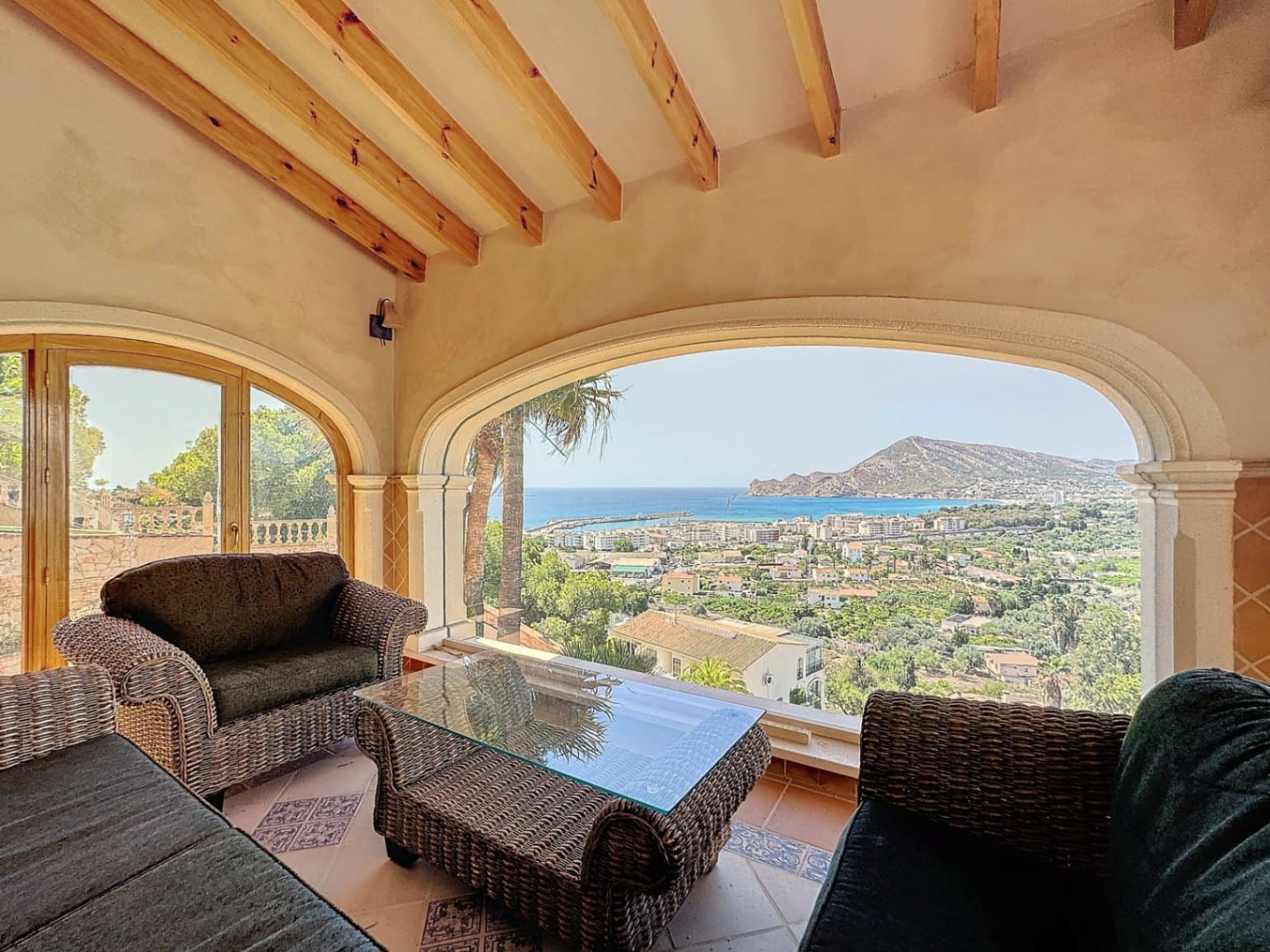 Chalet de 6 habitaciones en Altea en venta con piscina garaje - 1.700.000 € (Ref: 8404274)