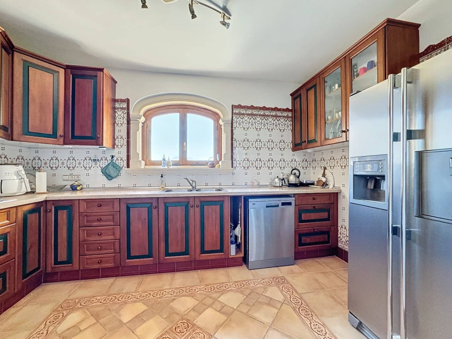 Chalet de 6 habitaciones en Altea en venta con piscina garaje - 1.700.000 € (Ref: 8404274)