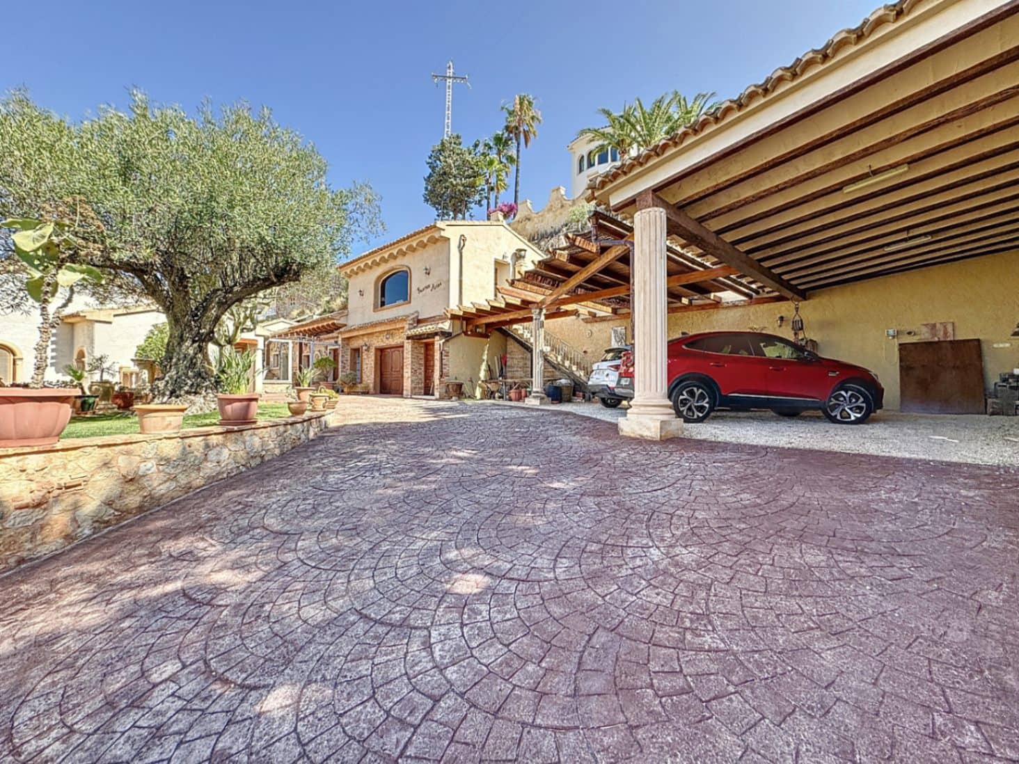 Chalet de 6 habitaciones en Altea en venta con piscina garaje - 1.700.000 € (Ref: 8404274)