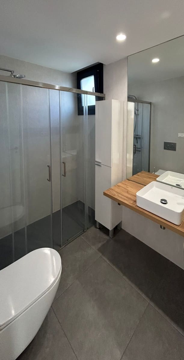 3 bedroom Villa for sale in Polop with pool - € 415,000 (Ref: 8533214)