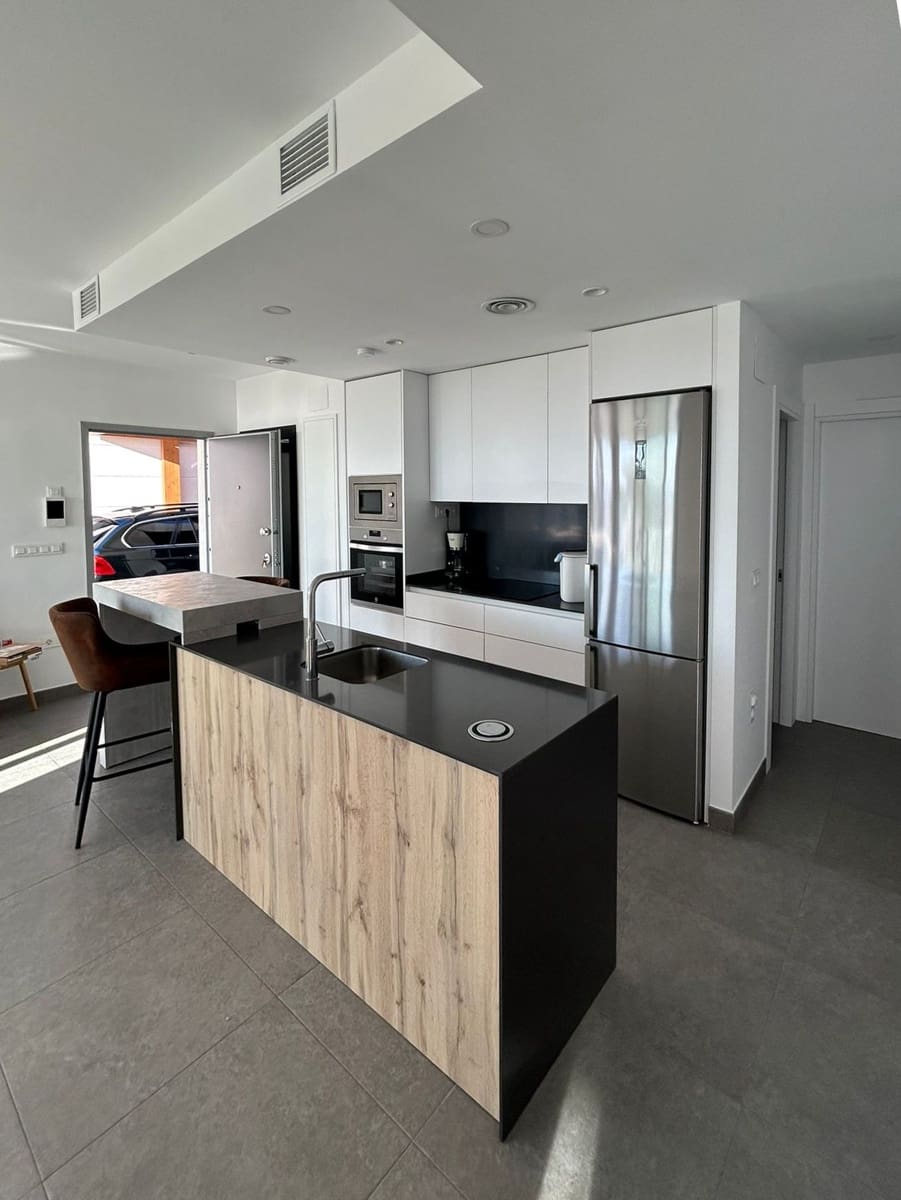 3 bedroom Villa for sale in Polop with pool - € 415,000 (Ref: 8533214)