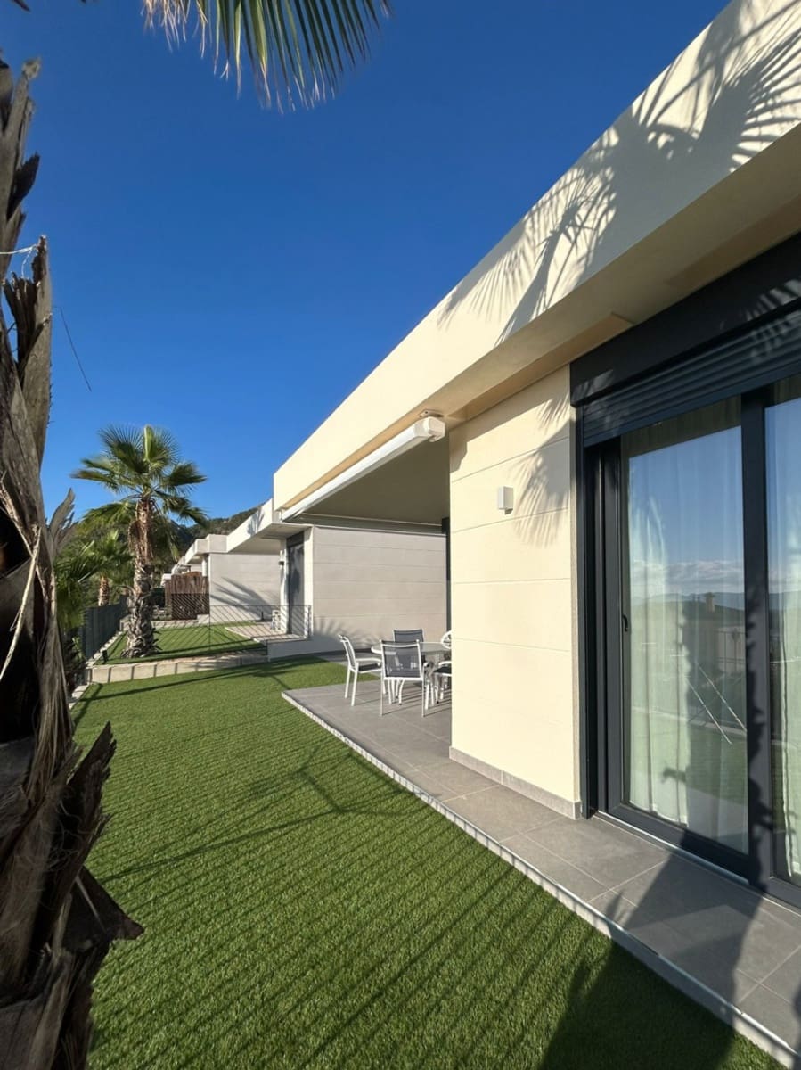 3 bedroom Villa for sale in Polop with pool - € 415,000 (Ref: 8533214)