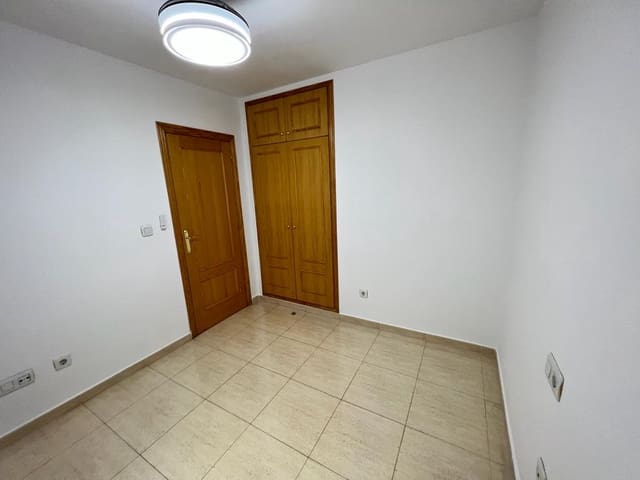 3 sovrum Lägenhet att hyra i Pueblo - Urbanizaciones, Alfaz del Pi / L'Alfàs del Pi med garage - 1 200 € (Ref: 8586726)