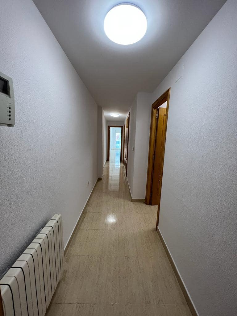 3 soveværelse Lejlighed til leje i Alfaz del Pi / L'Alfas del Pi med garage - € 1.200 (Ref: 8586726)