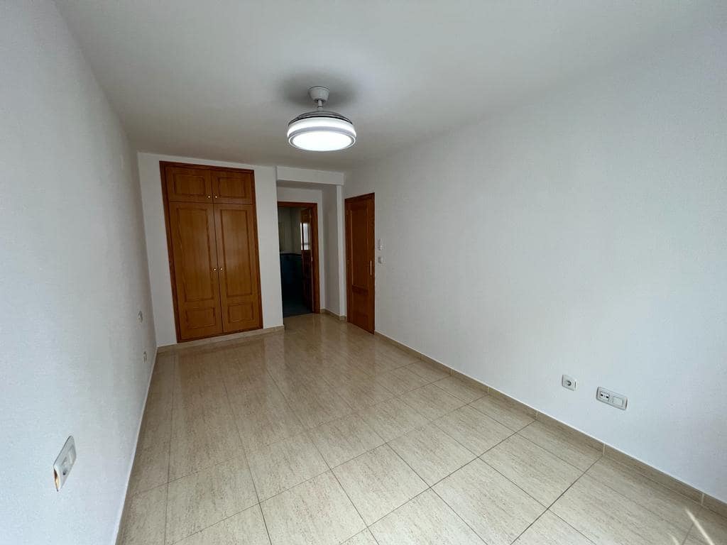 3 soveværelse Lejlighed til leje i Alfaz del Pi / L'Alfas del Pi med garage - € 1.200 (Ref: 8586726)