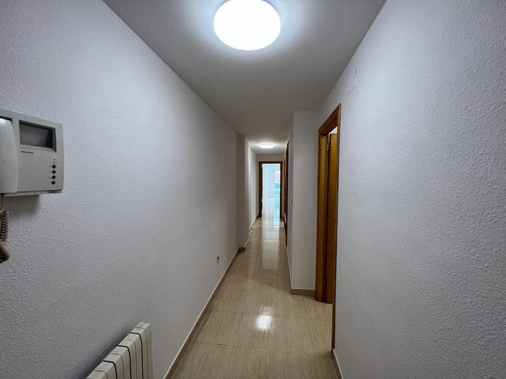 3 soveværelse Lejlighed til leje i Alfaz del Pi / L'Alfas del Pi med garage - € 1.200 (Ref: 8586726)