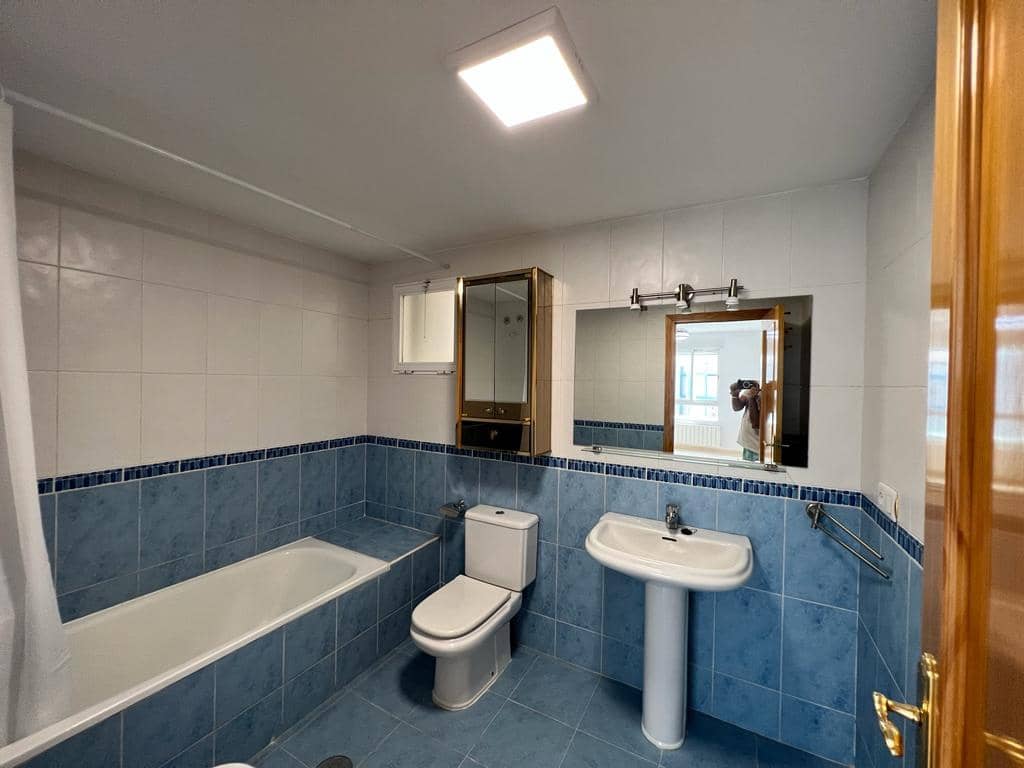 3 soveværelse Lejlighed til leje i Alfaz del Pi / L'Alfas del Pi med garage - € 1.200 (Ref: 8586726)