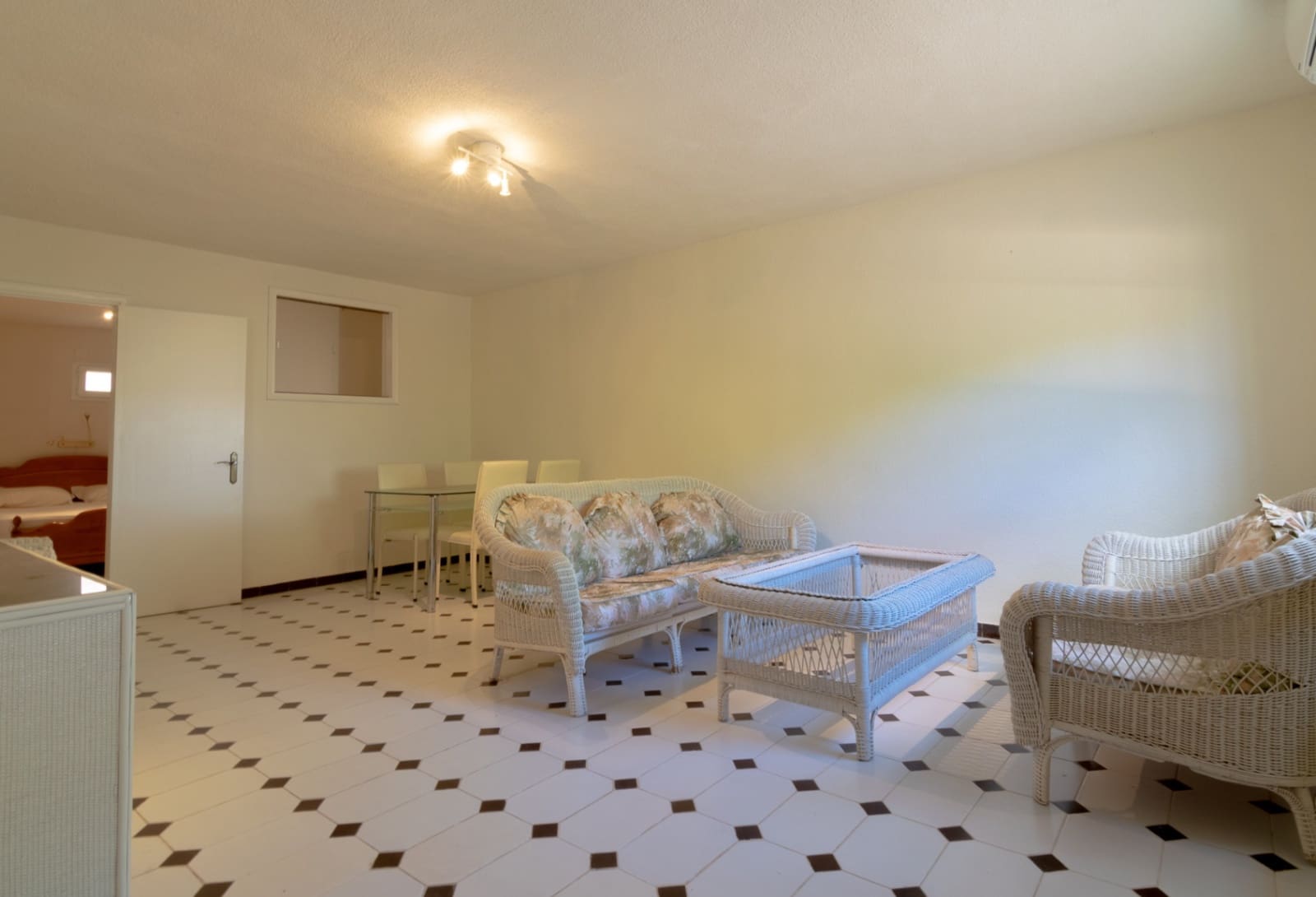 6 soverom Villa til salgs i Alfaz del Pi / L'Alfas del Pi med svømmebasseng garasje - € 575 000 (Ref: 8638013)