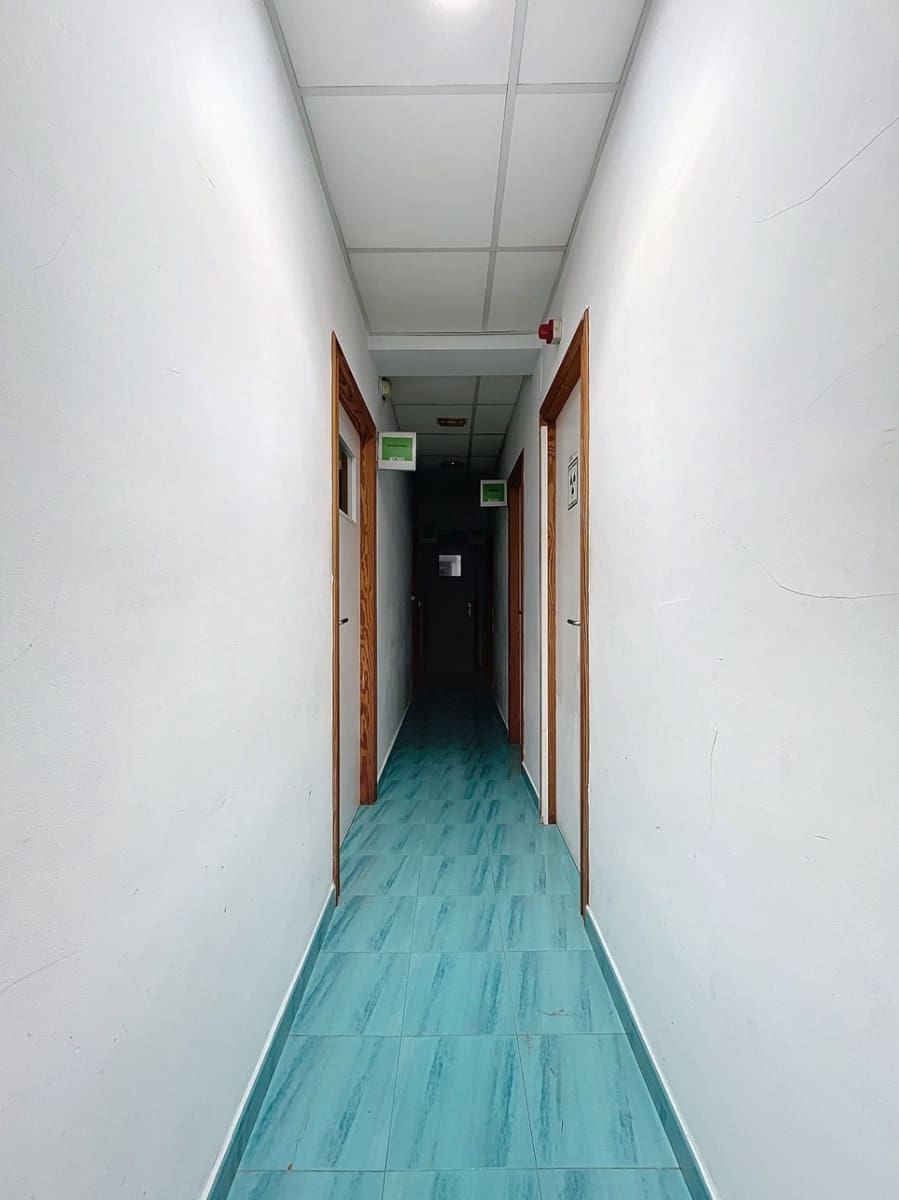 13 soveværelse Villa til salg i Alfaz del Pi / L'Alfas del Pi - € 480.000 (Ref: 8668726)