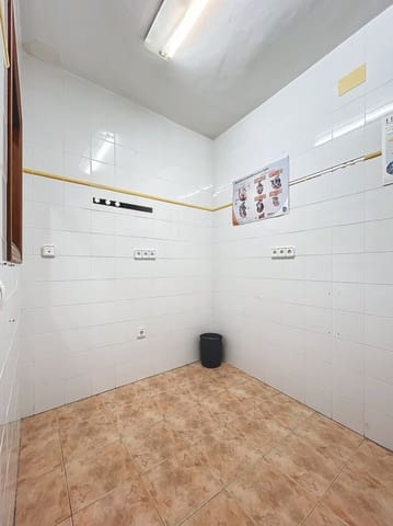 13 bedroom Villa for sale in Pueblo - Urbanizaciones, Alfaz del Pi / L'Alfàs del Pi - € 480,000 (Ref: 8668726)