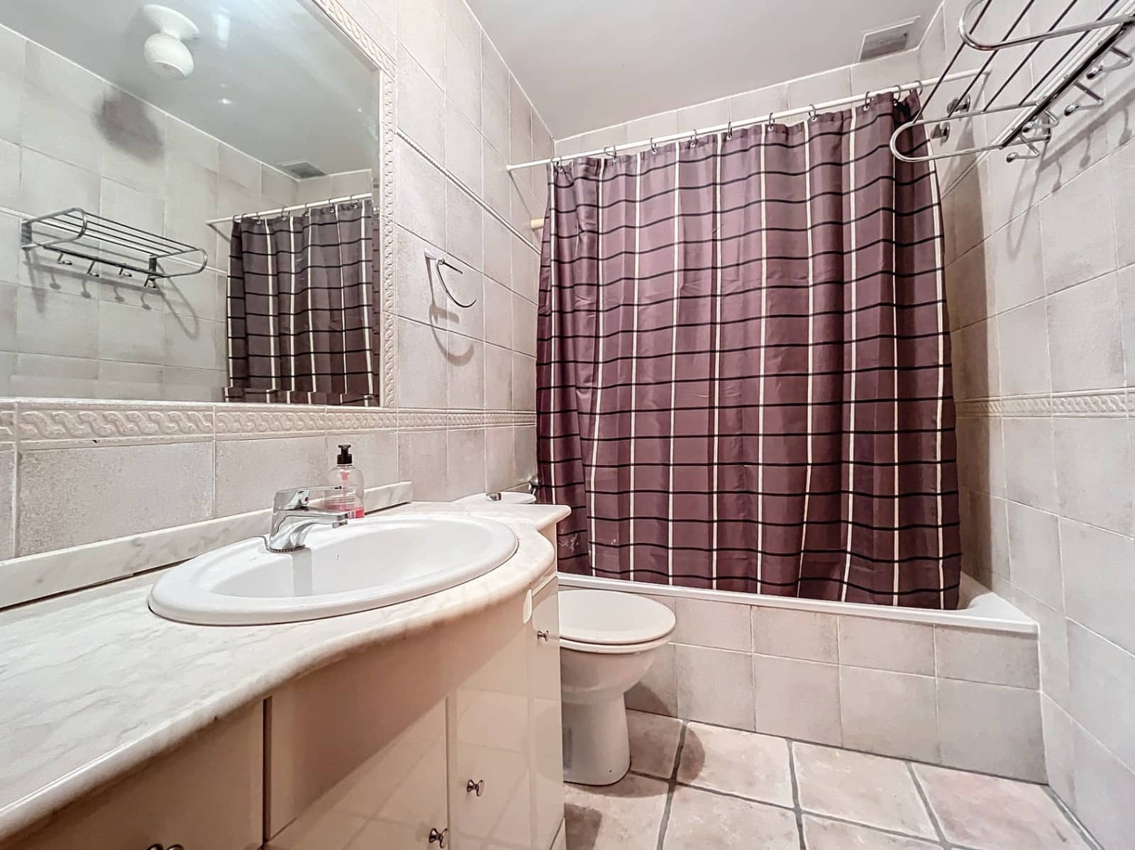 13 soveværelse Villa til salg i Alfaz del Pi / L'Alfas del Pi - € 480.000 (Ref: 8668726)