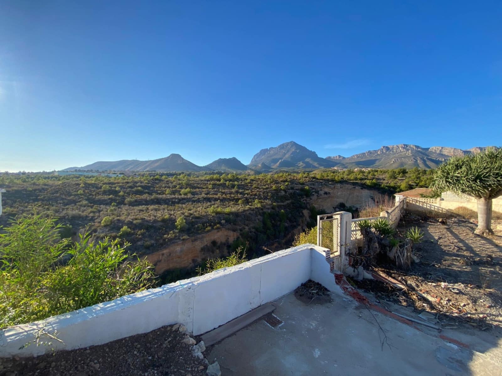 Działka budowlana na sprzedaż w La Nucia - 232 000 € (Ref: 8688003)