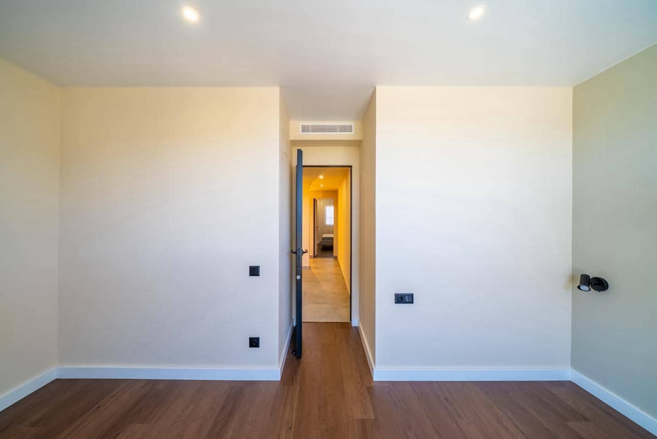 3 bedroom Apartment for sale in La Villajoyosa / Vila Joiosa with pool - € 379,000 (Ref: 8697331)