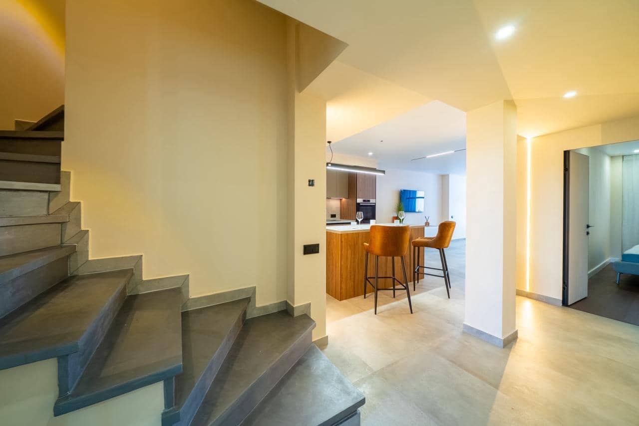 3 bedroom Apartment for sale in La Villajoyosa / Vila Joiosa with pool - € 379,000 (Ref: 8697331)