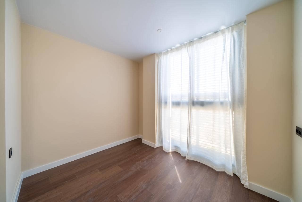 3 bedroom Apartment for sale in La Villajoyosa / Vila Joiosa with pool - € 379,000 (Ref: 8697331)