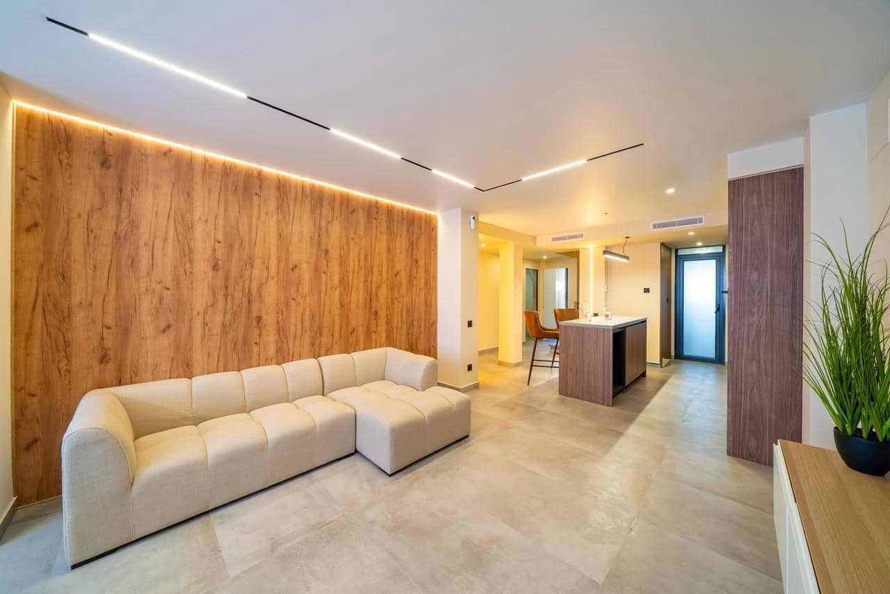 3 bedroom Apartment for sale in La Villajoyosa / Vila Joiosa with pool - € 379,000 (Ref: 8697331)