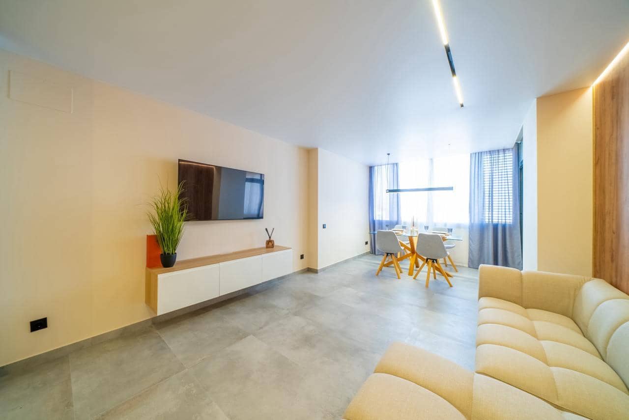 3 bedroom Apartment for sale in La Villajoyosa / Vila Joiosa with pool - € 379,000 (Ref: 8697331)