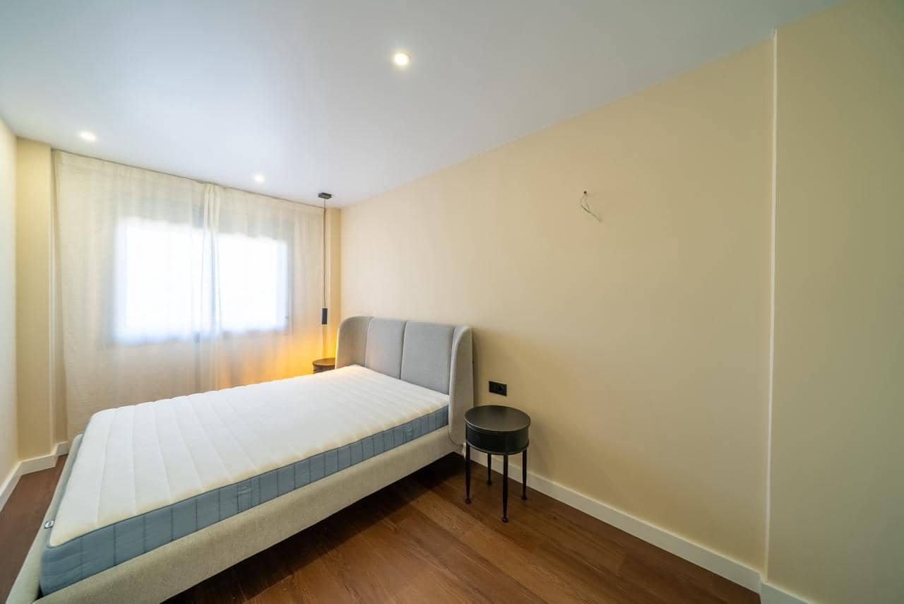 3 bedroom Apartment for sale in La Villajoyosa / Vila Joiosa with pool - € 379,000 (Ref: 8697331)