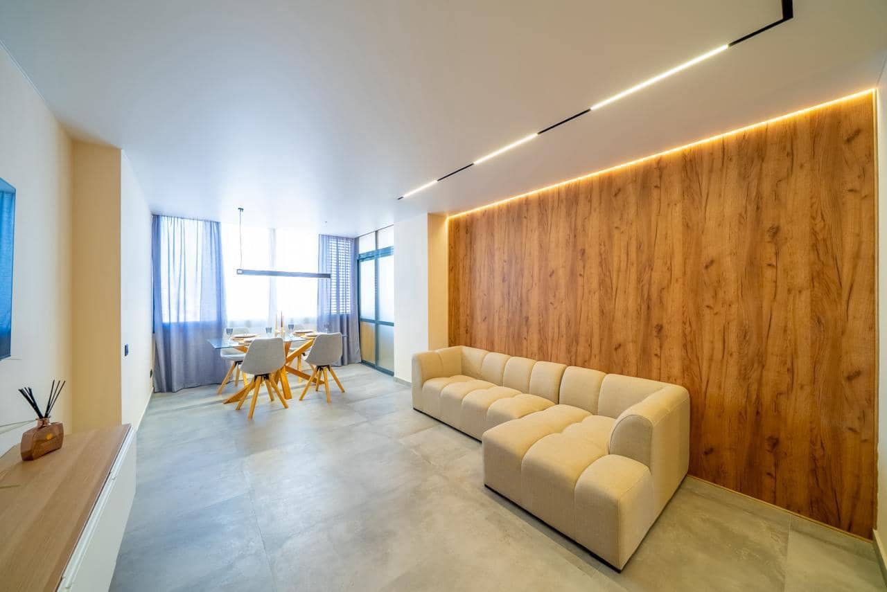 3 bedroom Apartment for sale in La Villajoyosa / Vila Joiosa with pool - € 379,000 (Ref: 8697331)