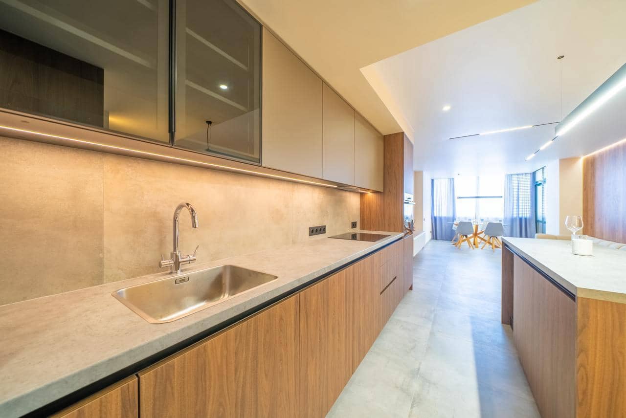 3 bedroom Apartment for sale in La Villajoyosa / Vila Joiosa with pool - € 379,000 (Ref: 8697331)