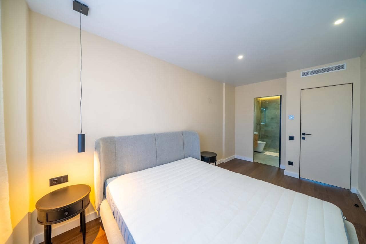 3 bedroom Apartment for sale in La Villajoyosa / Vila Joiosa with pool - € 379,000 (Ref: 8697331)