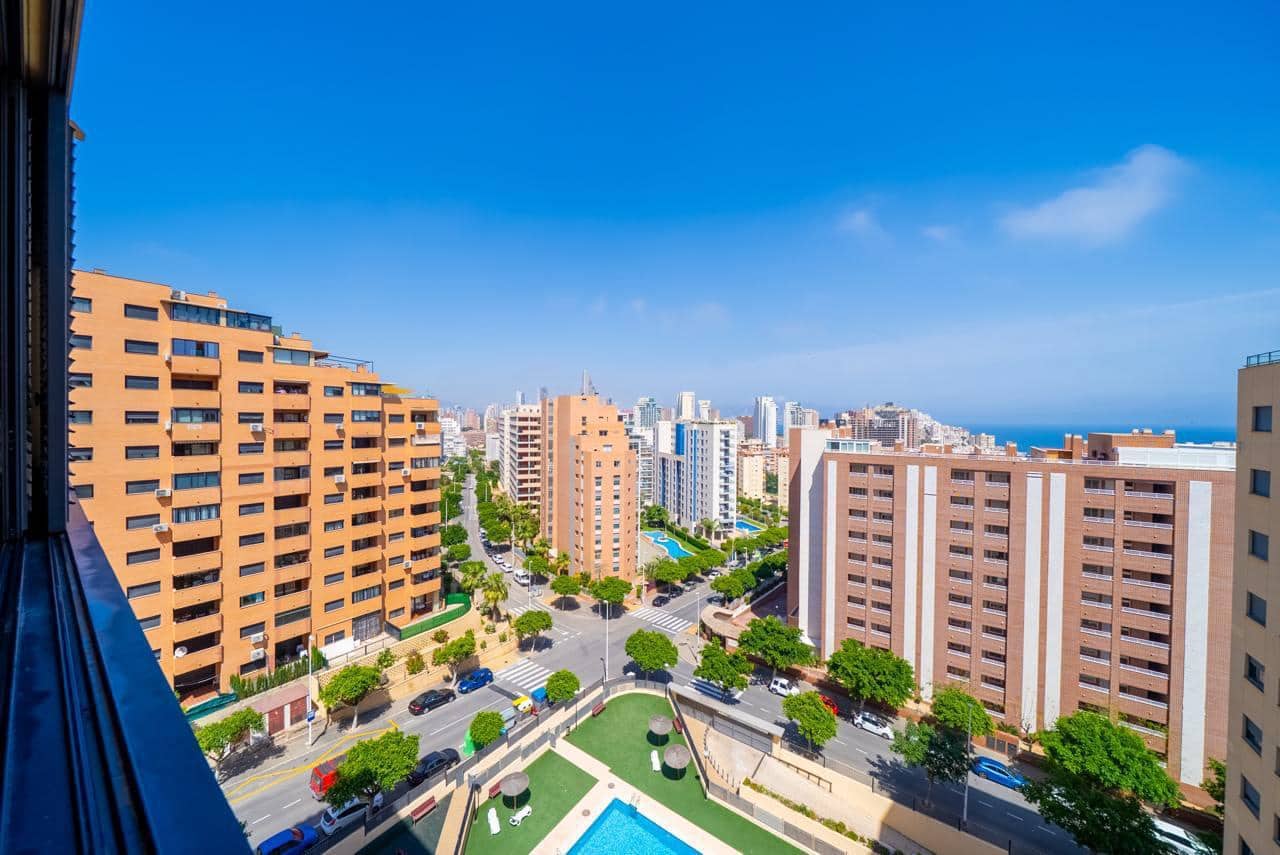 3 bedroom Apartment for sale in La Villajoyosa / Vila Joiosa with pool - € 379,000 (Ref: 8697331)