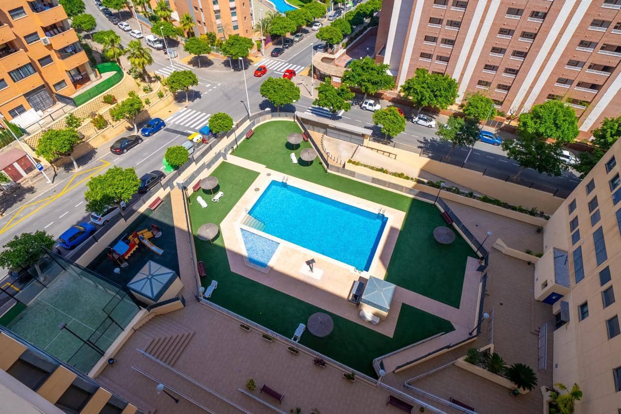 3 bedroom Apartment for sale in La Villajoyosa / Vila Joiosa with pool - € 379,000 (Ref: 8697331)