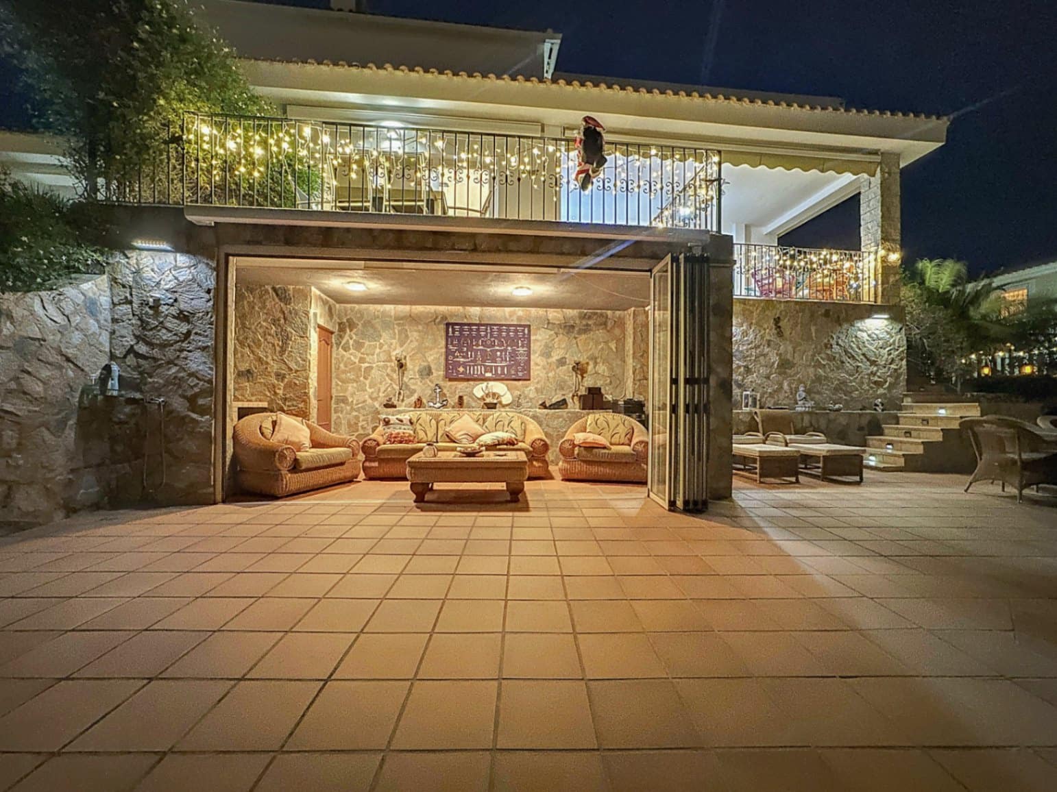 4 soveværelse Villa til salg i La Nucia med swimmingpool garage - € 765.000 (Ref: 8712294)