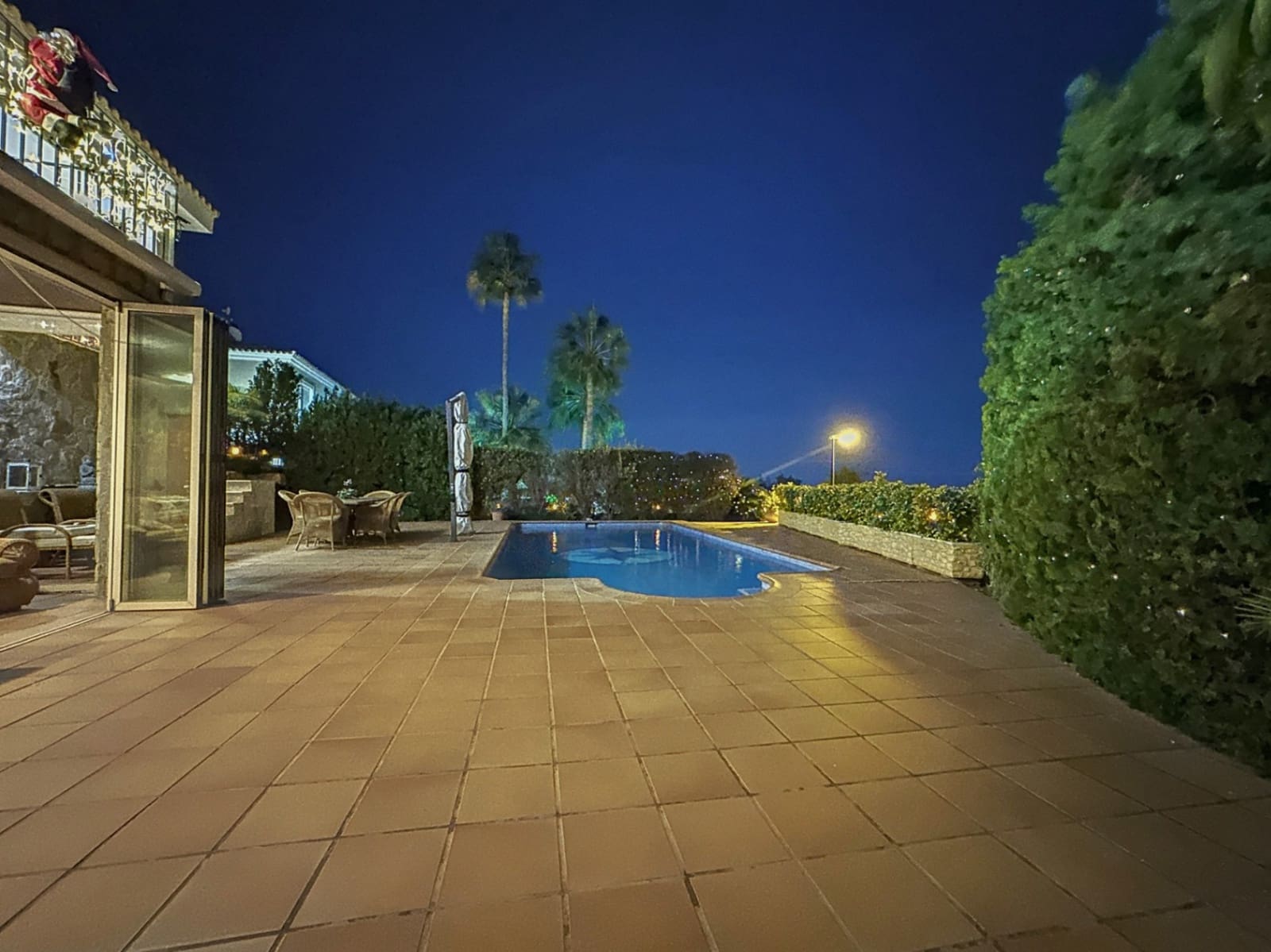 4 soveværelse Villa til salg i La Nucia med swimmingpool garage - € 765.000 (Ref: 8712294)