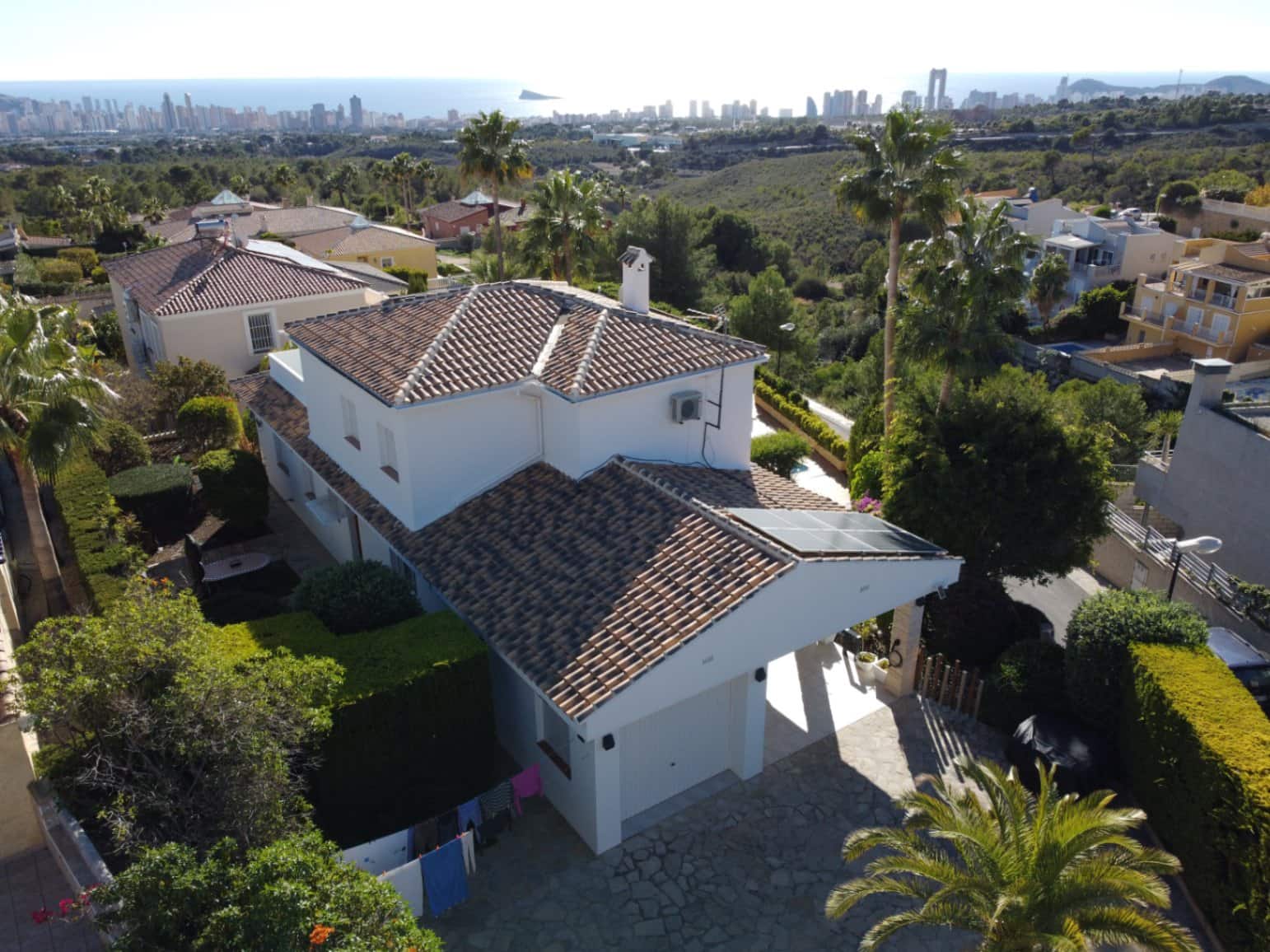 4 soveværelse Villa til salg i La Nucia med swimmingpool garage - € 765.000 (Ref: 8712294)