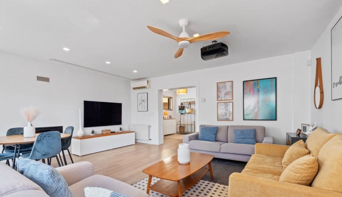 4 sovrum Semi-fristående Villa till salu i Alfaz del Pi / L'Alfas del Pi med pool garage - 599 000 € (Ref: 8728313)