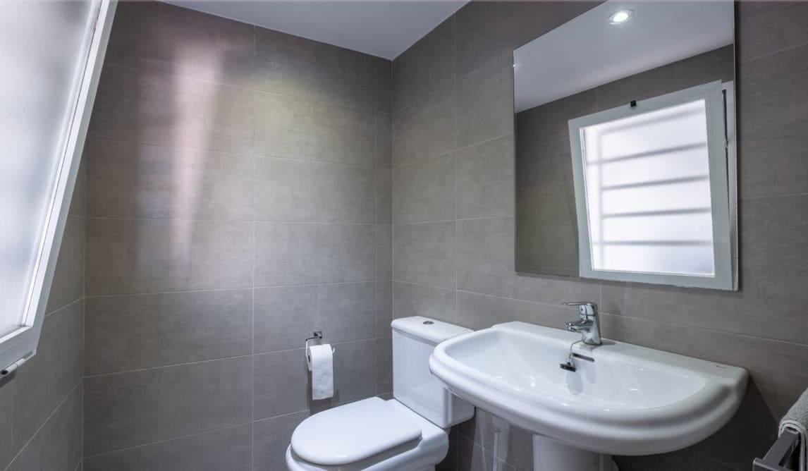 4 sovrum Semi-fristående Villa till salu i Alfaz del Pi / L'Alfas del Pi med pool garage - 599 000 € (Ref: 8728313)