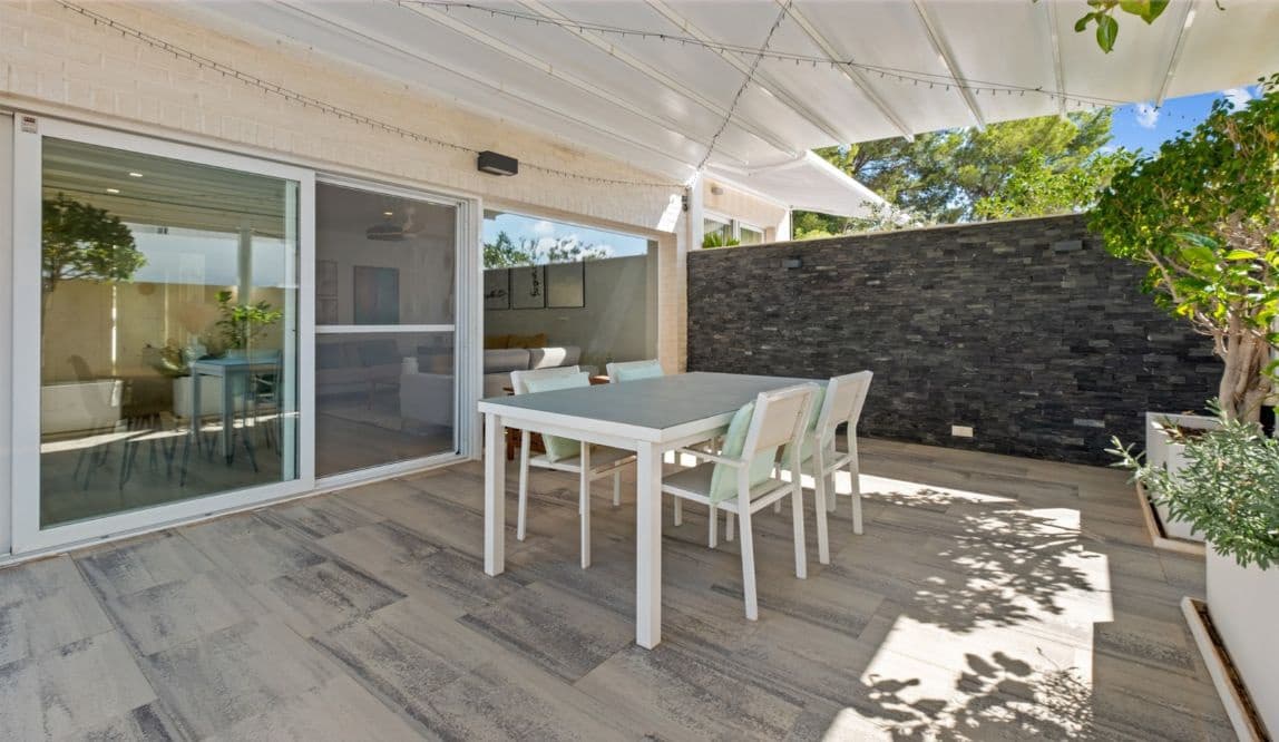 4 sovrum Semi-fristående Villa till salu i Alfaz del Pi / L'Alfas del Pi med pool garage - 599 000 € (Ref: 8728313)