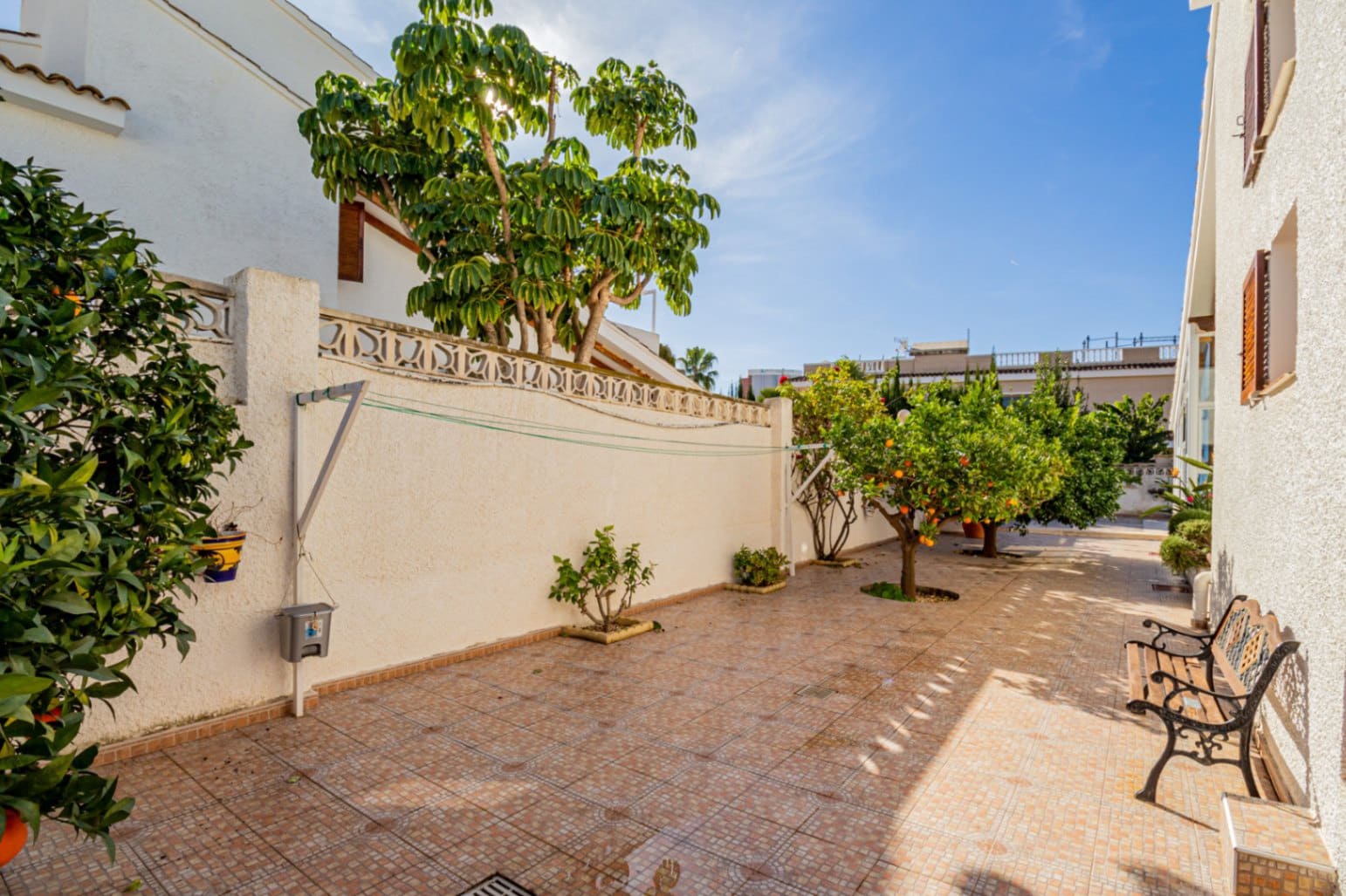 6 soveværelse Villa til salg i Benidorm med swimmingpool garage - € 745.000 (Ref: 8734722)