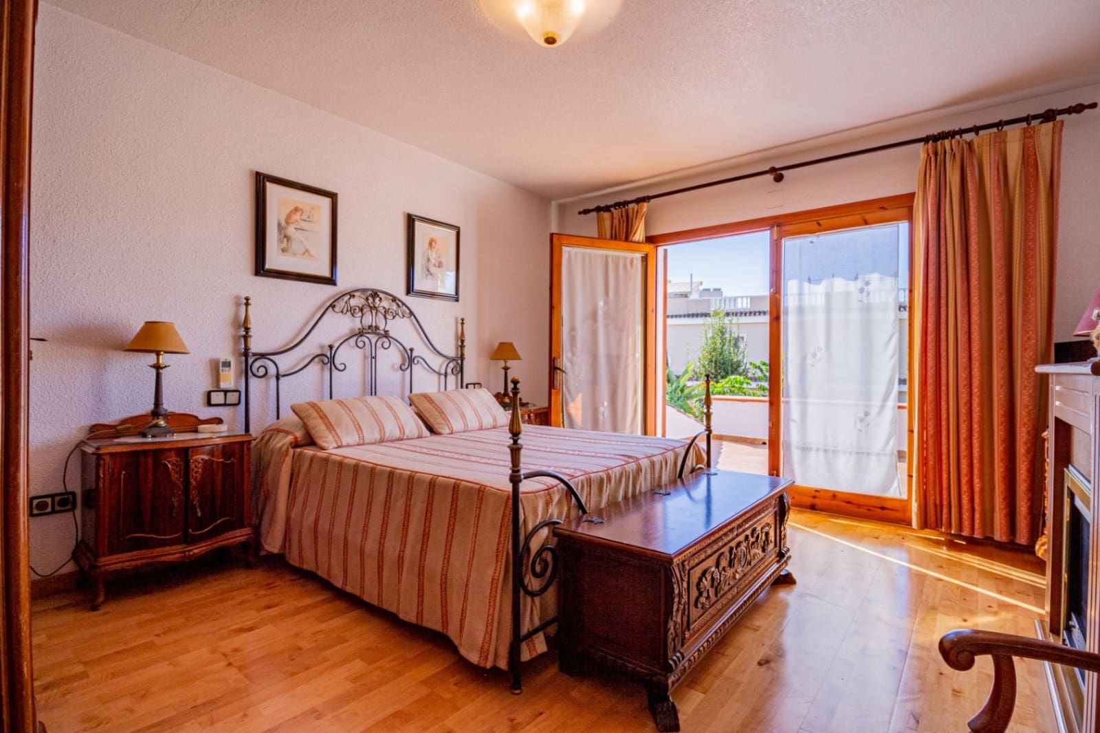 6 soveværelse Villa til salg i Benidorm med swimmingpool garage - € 745.000 (Ref: 8734722)