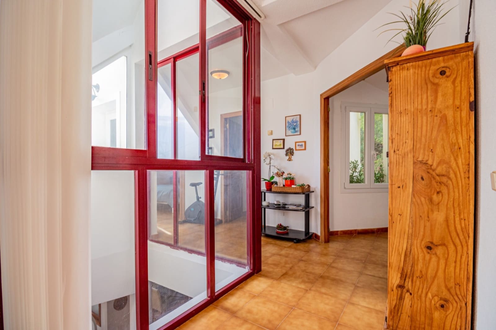 4 slaapkamer Villa te koop in Callosa d'En Sarria met zwembad garage - € 530.000 (Ref: 8824072)