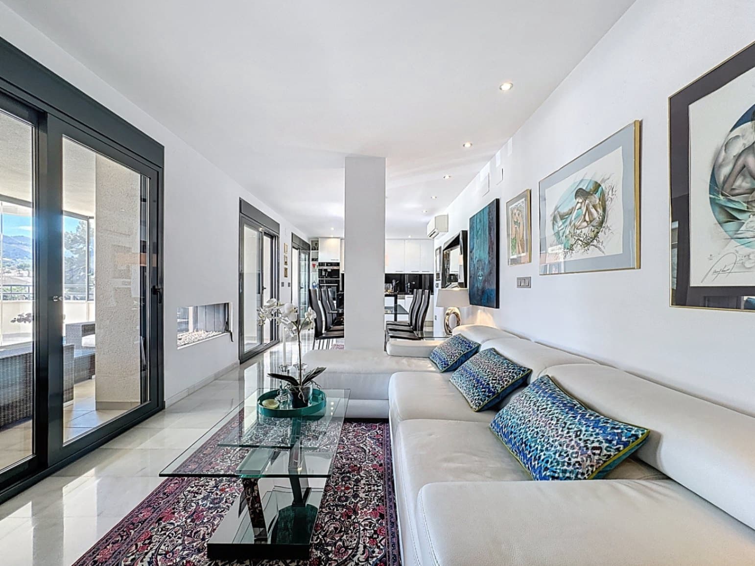 3 sypialnia Apartament na sprzedaż w Albir z basenem garażem - 740 000 € (Ref: 8901530)