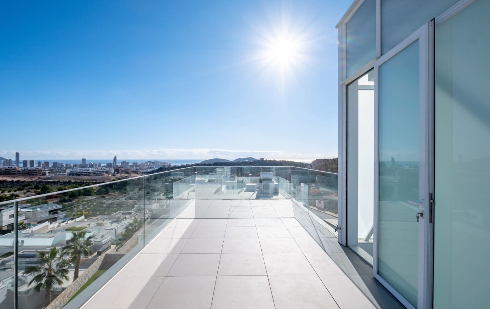 5 soveværelse Villa til salg i Finestrat med swimmingpool garage - € 900.000 (Ref: 8931343)