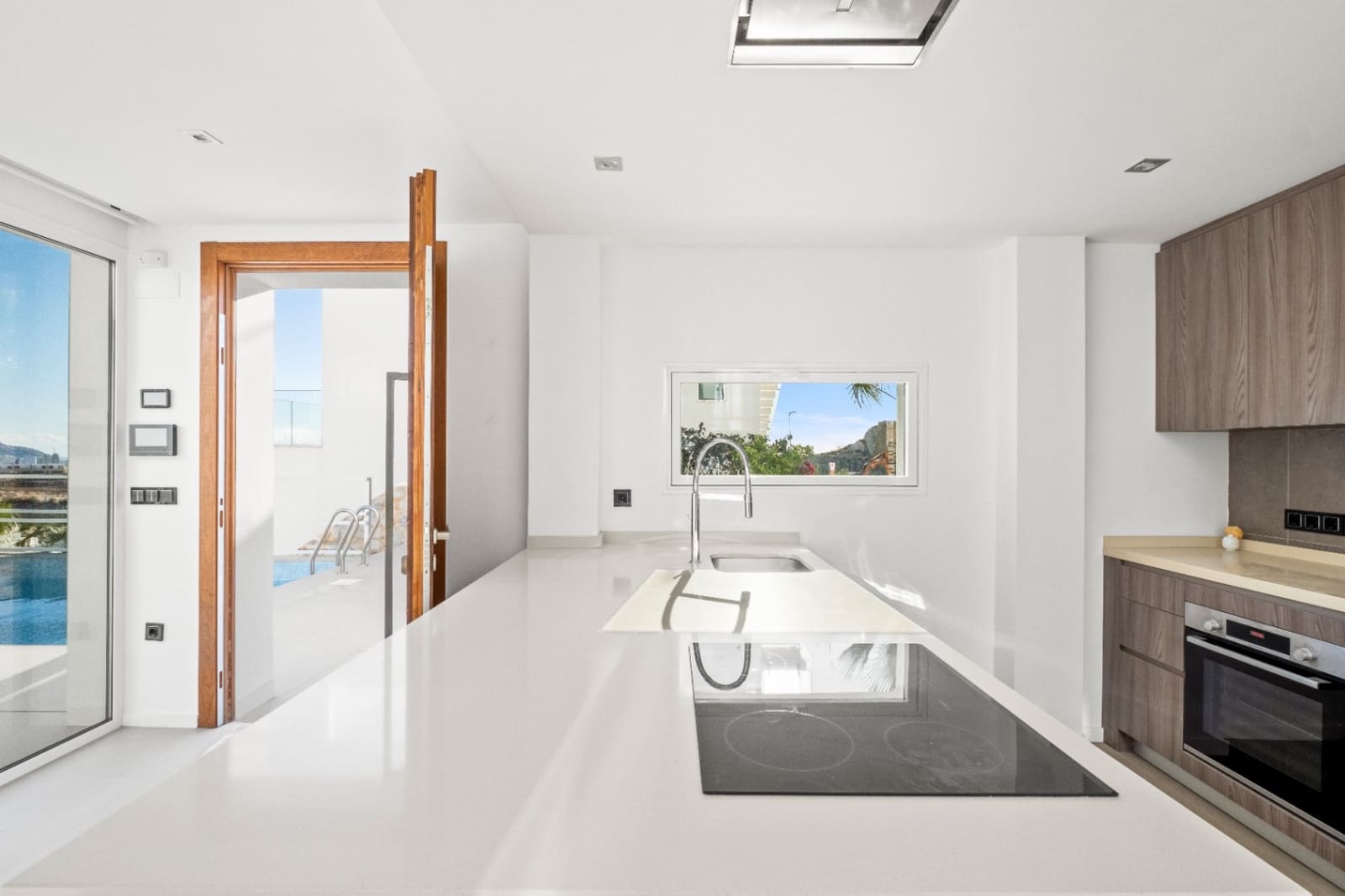 5 soveværelse Villa til salg i Finestrat med swimmingpool garage - € 900.000 (Ref: 8931343)