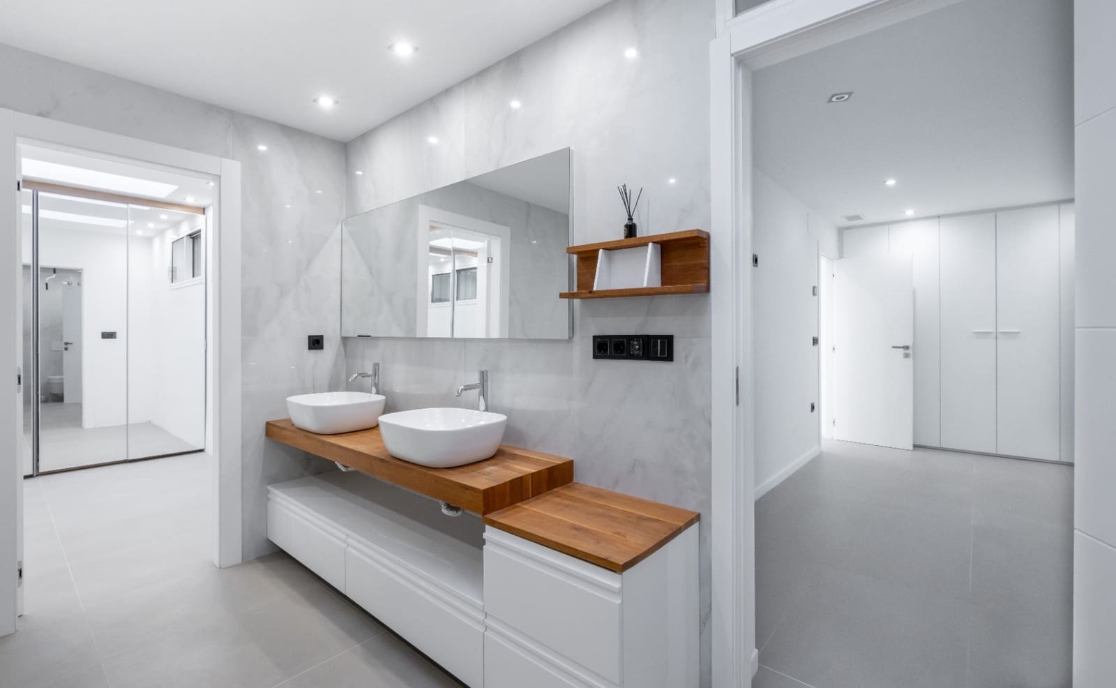 5 soveværelse Villa til salg i Finestrat med swimmingpool garage - € 900.000 (Ref: 8931343)