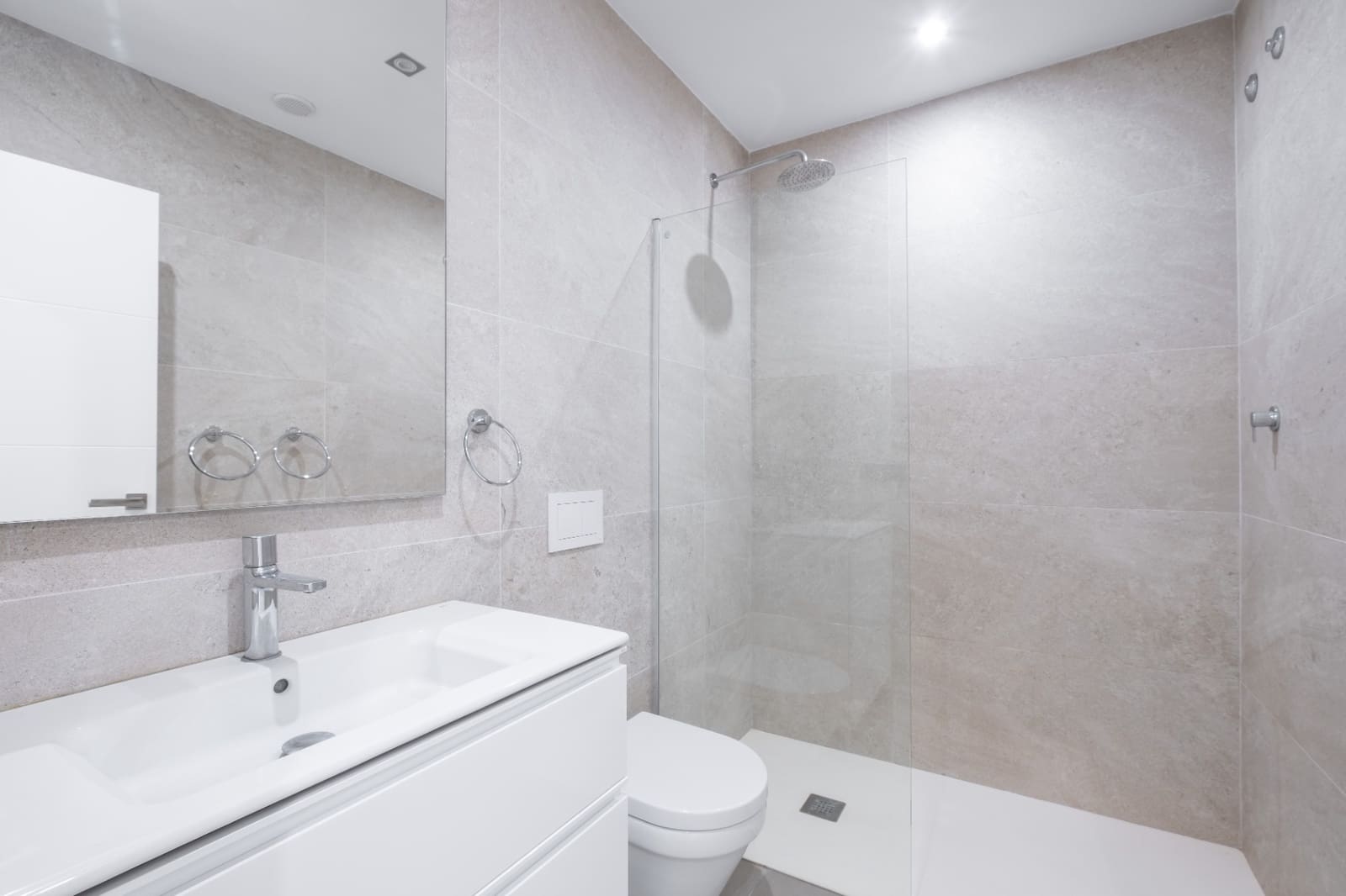 5 soveværelse Villa til salg i Finestrat med swimmingpool garage - € 900.000 (Ref: 8931343)