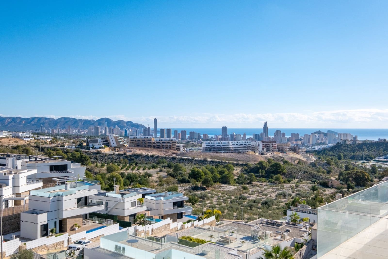 5 soveværelse Villa til salg i Finestrat med swimmingpool garage - € 900.000 (Ref: 8931343)