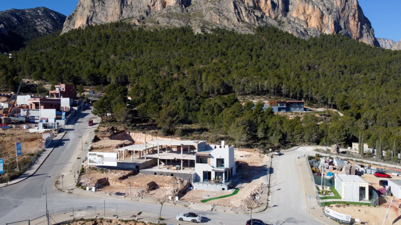 3 sovrum Semi-fristående Villa till salu i Polop med pool garage - 483 125 € (Ref: 8967663)