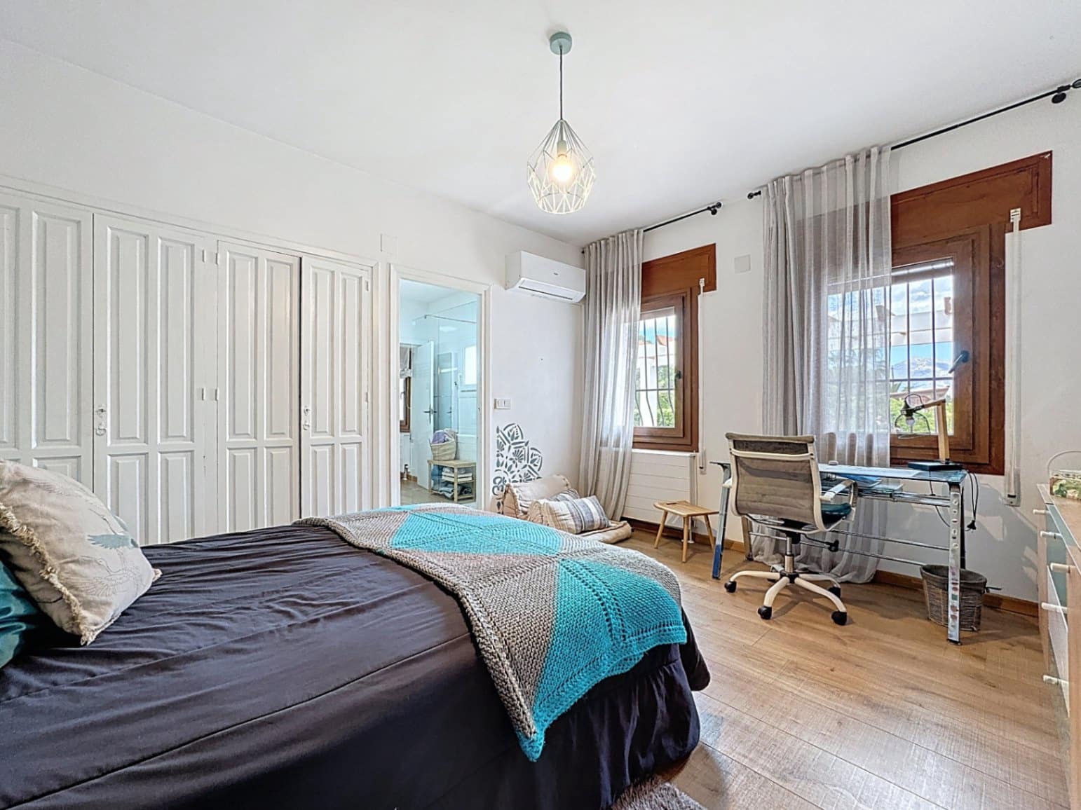 5 soverom Villa til salgs i Alfaz del Pi / L'Alfas del Pi med svømmebasseng garasje - € 1 495 000 (Ref: 8971136)