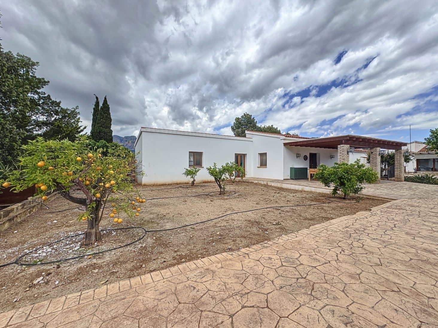 5 soverom Villa til salgs i Alfaz del Pi / L'Alfas del Pi med svømmebasseng garasje - € 1 495 000 (Ref: 8971136)