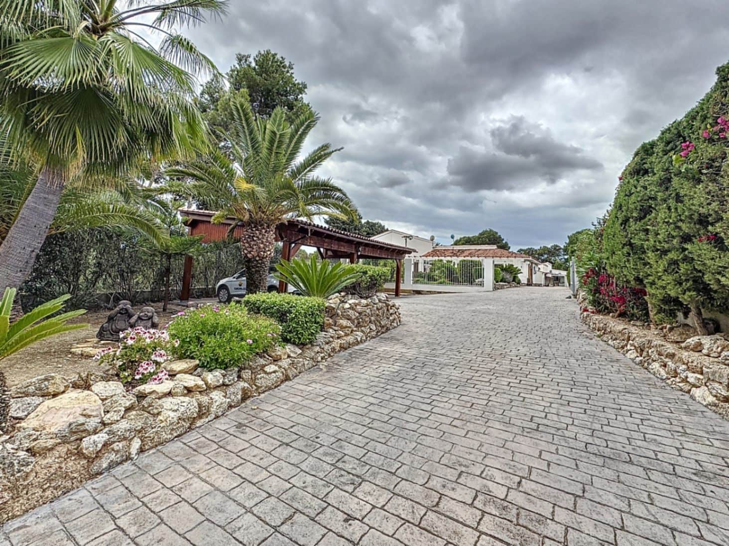 5 soverom Villa til salgs i Alfaz del Pi / L'Alfas del Pi med svømmebasseng garasje - € 1 495 000 (Ref: 8971136)