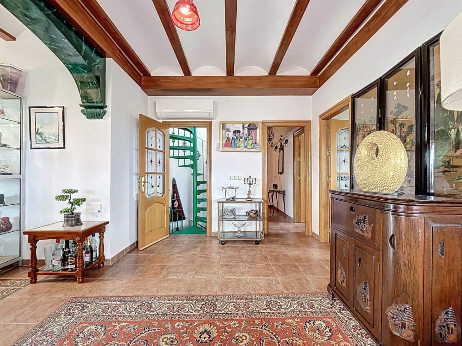 4 soveværelse Villa til salg i Alfaz del Pi / L'Alfas del Pi med swimmingpool garage - € 630.000 (Ref: 9002485)