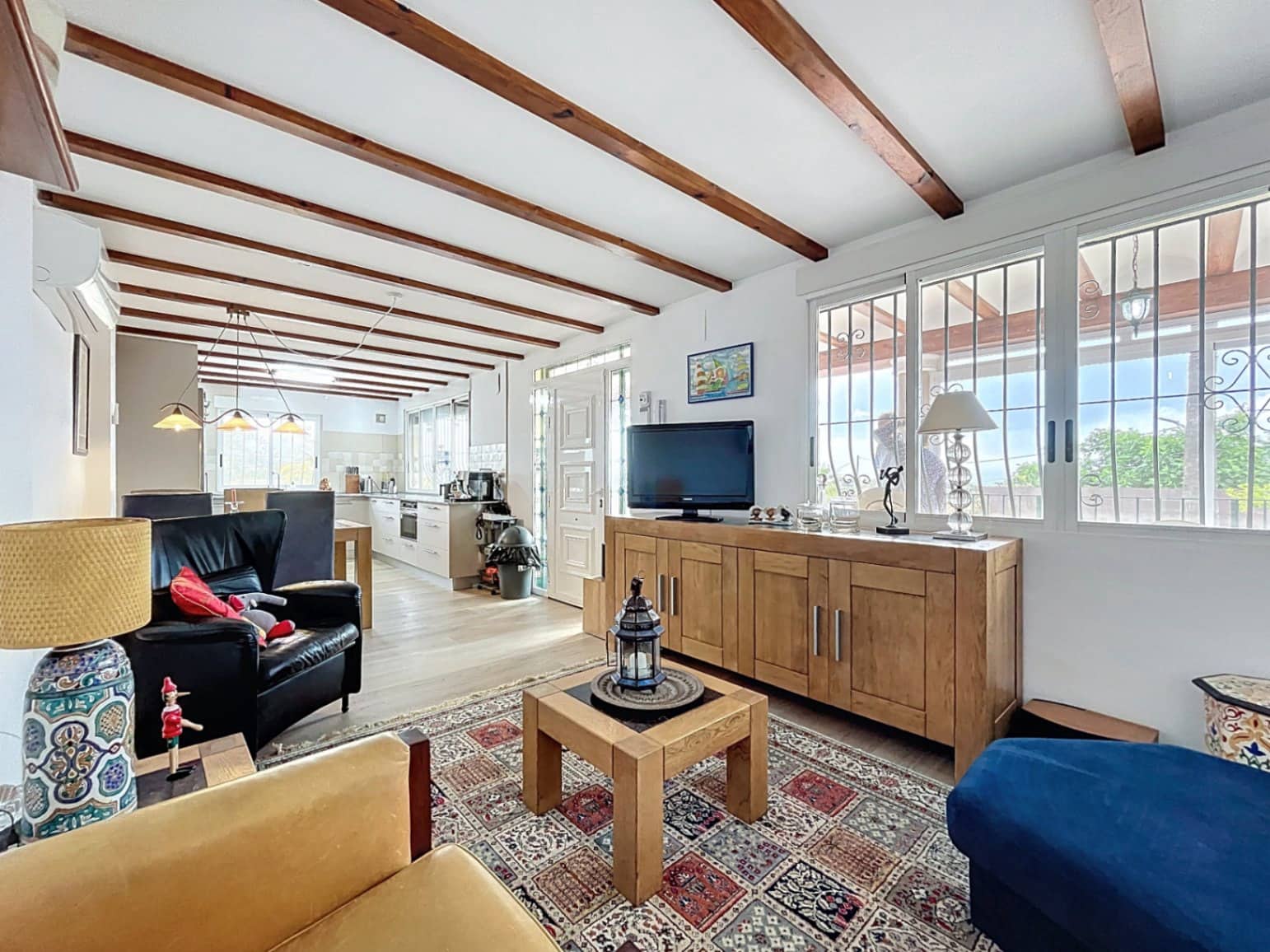 4 soveværelse Villa til salg i Alfaz del Pi / L'Alfas del Pi med swimmingpool garage - € 630.000 (Ref: 9002485)